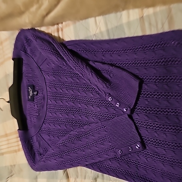 Ladies‎ American Eagle Sweater - Picture 5 of 5